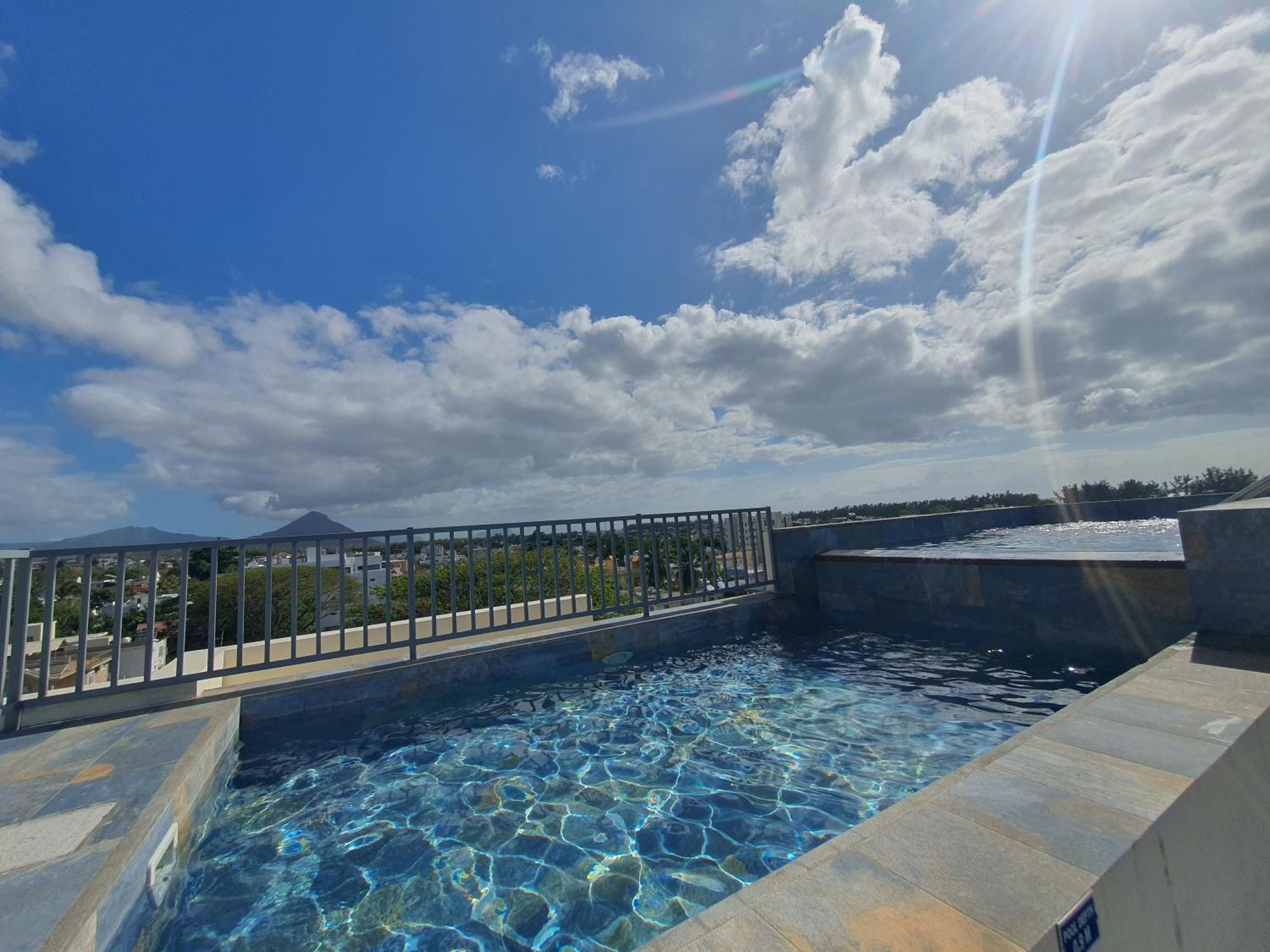 Luxury Retreat At Aqua Breeze Apartment, Flic-en-Flacq Екстериор снимка